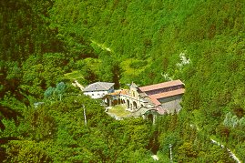santuario2.jpg (22797 byte)